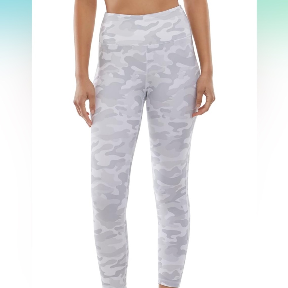 Danskin Women’s Printed High Rise 7/8 Leggings